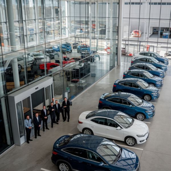 Retail and auto showrooms
